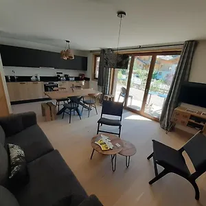 Appartement Superbe T3 De Gamme Avec Terrasse, Saint-Chaffrey