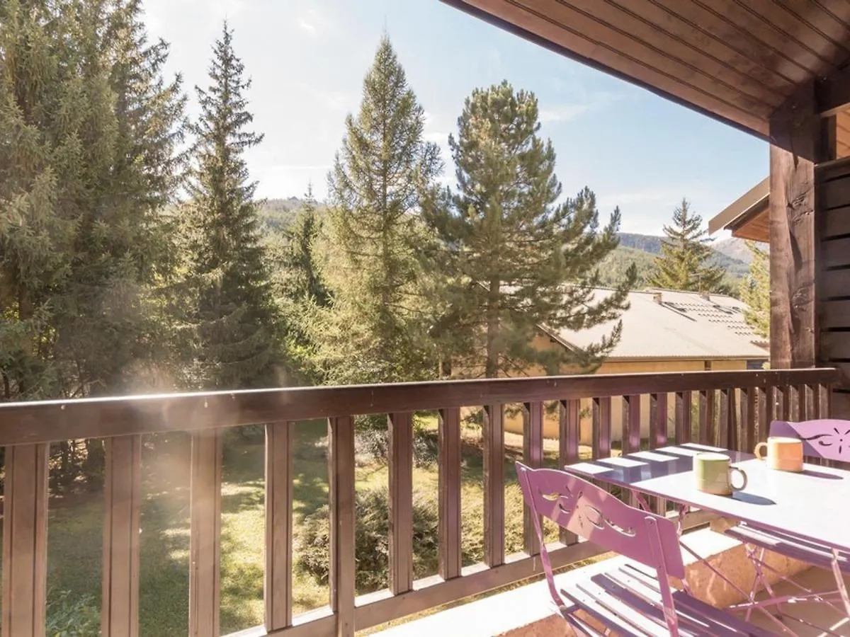 Appartement 6 Pers. A Chantemerle, Serre-Chevalier - Balcon, Parking, 2 Etoiles - Fr-1-330E-34 Saint-Chaffrey 0*,  France