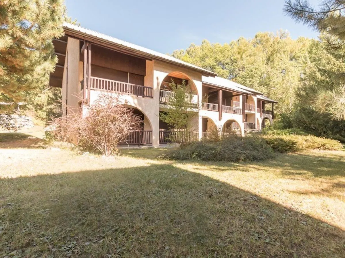 Appartement 6 Pers. A Chantemerle, Serre-Chevalier - Balcon, Parking, 2 Etoiles - Fr-1-330E-34 Saint-Chaffrey Apartment