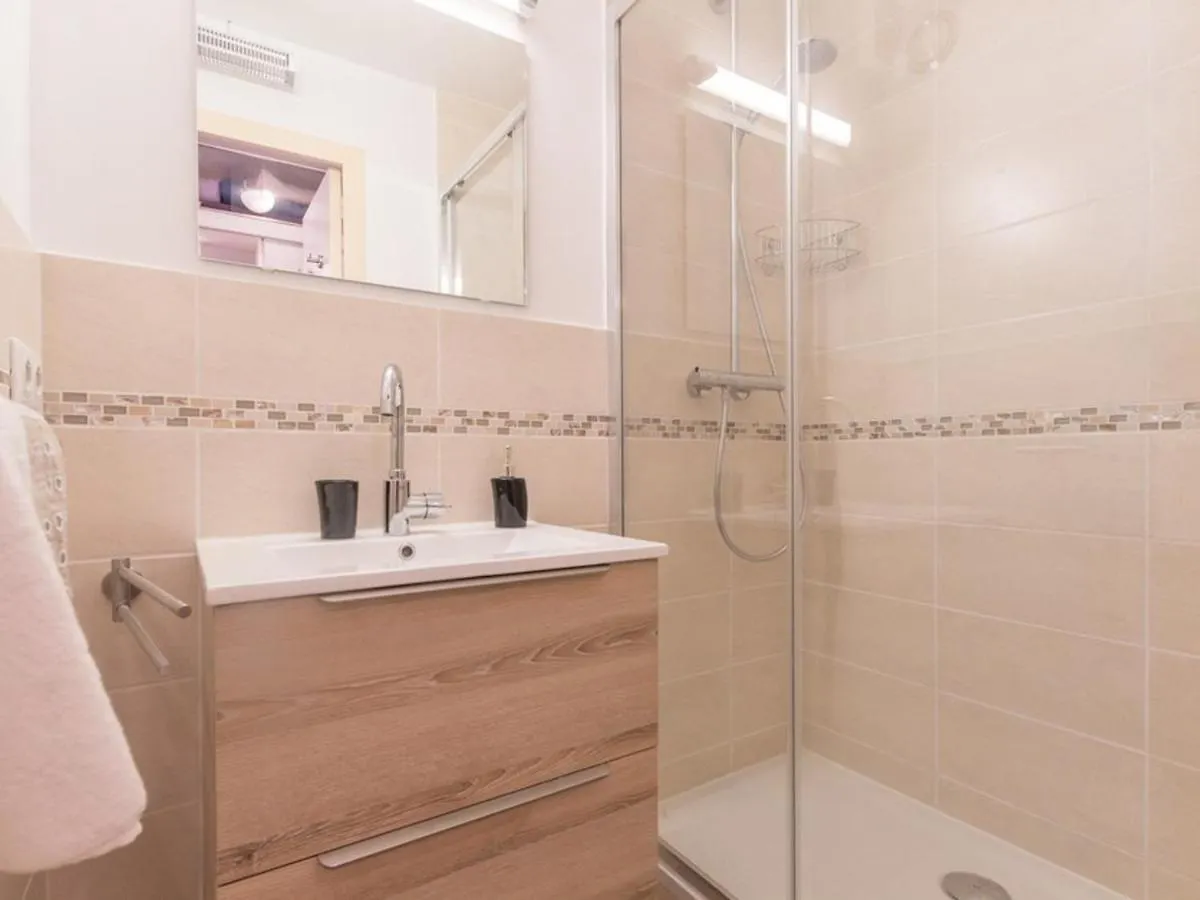 Appartement 6 Pers. A Chantemerle, Serre-Chevalier - Balcon, Parking, 2 Etoiles - Fr-1-330E-34 Saint-Chaffrey Apartment